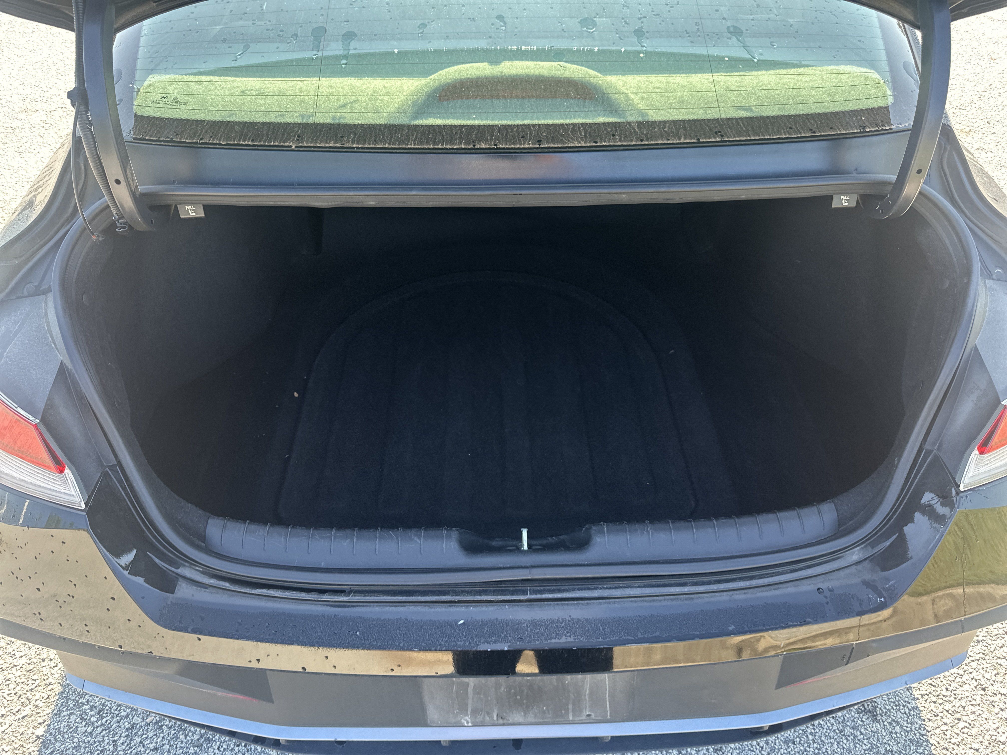 Used 2024 Hyundai Elantra SEL FWD image 18