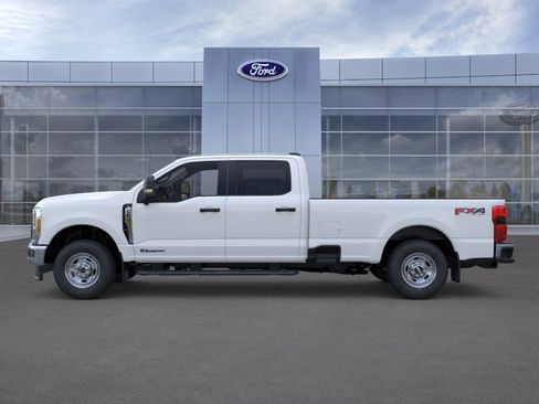 New 2025 Ford F250 XL w/ 360-Degree Camera Package AWD/4WD image 3