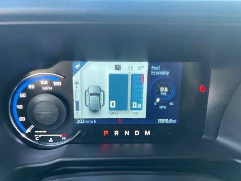 Used 2024 Ford Bronco Outer Banks w/ Sasquatch Package AWD/4WD image 25