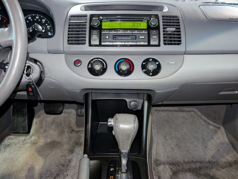 Used 2003 Toyota Camry LE image 33