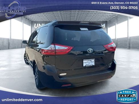 Used 2019 Toyota Sienna XLE image 5
