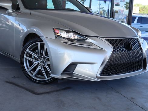 Used 2015 Lexus IS 250 image 2