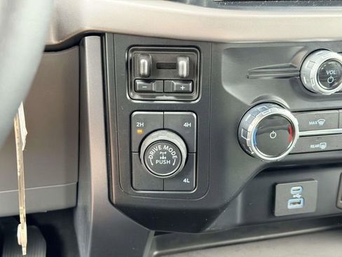 Used 2024 Ford F150 XLT w/ Tow/Haul Package image 23