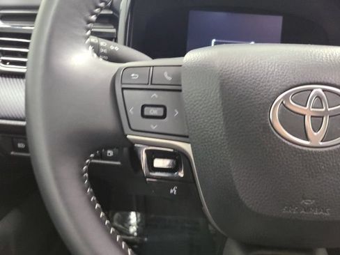 Certified 2025 Toyota Camry SE w/ Convenience Package FWD image 24