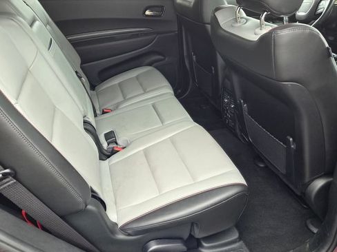 Used 2024 Dodge Durango GT RWD image 13