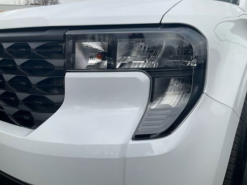 New 2025 Ford Maverick XL w/ Equipment Group 102A image 16