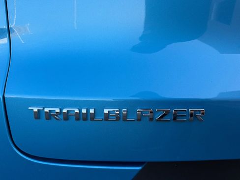 Used 2025 Chevrolet TrailBlazer LT w/ Convenience Package image 24