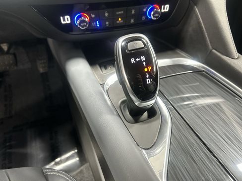 Certified 2019 Buick Enclave Premium image 17