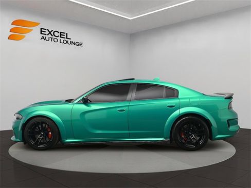 Used 2022 Dodge Charger Scat Pack image 2