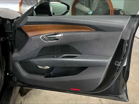 Used 2023 Audi e-tron GT Premium Plus image 26