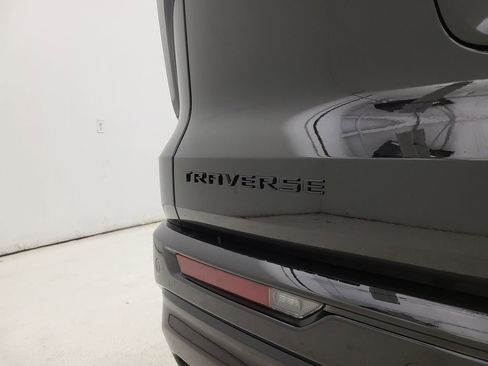 New 2026 Chevrolet Traverse RS w/ LPO, Floor Liner Package image 31