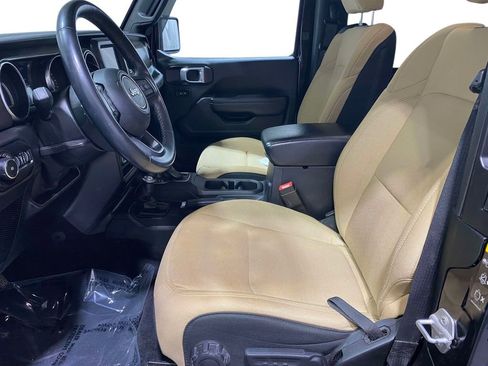 Used 2021 Jeep Wrangler Sport AWD/4WD image 17