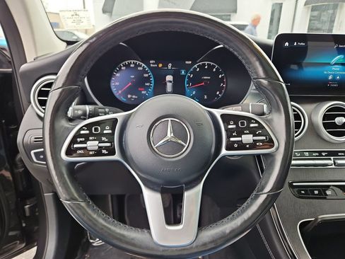 Used 2021 Mercedes-Benz GLC 300 4MATIC image 10