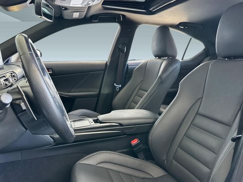 Used 2021 Lexus IS 350 F Sport w/ Navigation Package RWD image 5