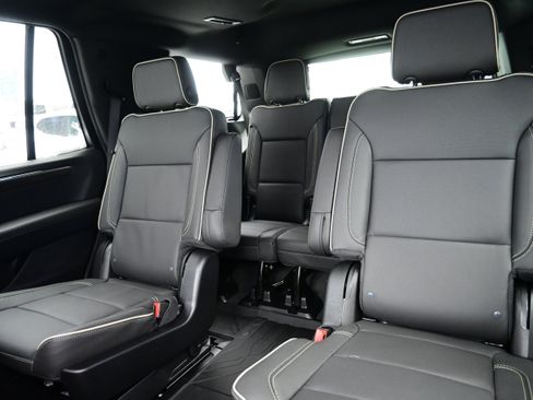New 2026 Chevrolet Tahoe Premier w/ Sun And Tow Package AWD/4WD image 30
