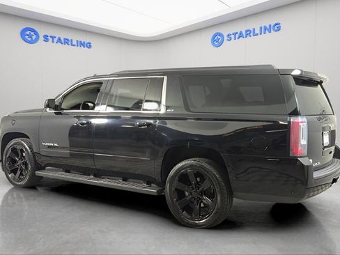 Used 2020 GMC Yukon XL SLT w/ Open Road Package AWD/4WD image 5