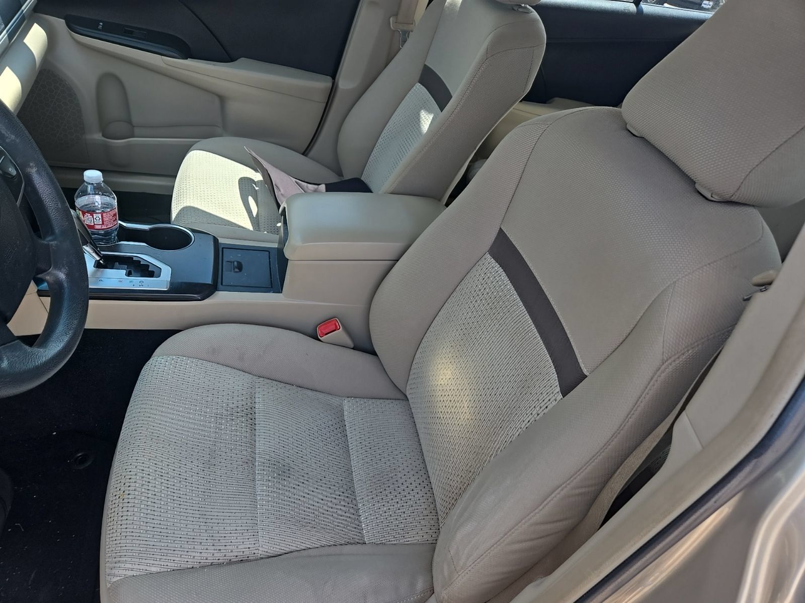 Used 2013 Toyota Camry LE FWD image 8
