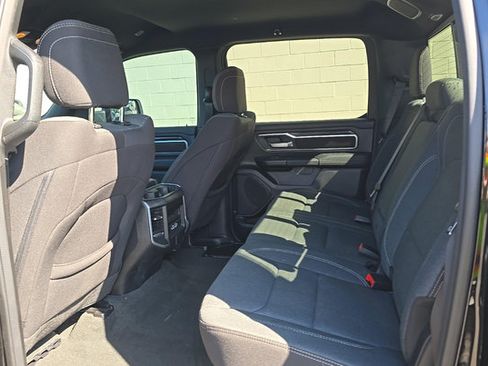 Used 2023 RAM 1500 Big Horn AWD/4WD image 9