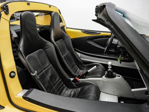 Used 2005 Lotus Elise RWD image 61
