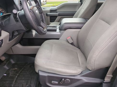 Used 2016 Ford F150 XLT w/ Equipment Group 302A Luxury image 16