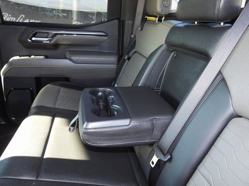 Used 2024 Chevrolet Silverado 1500 ZR2 w/ Technology Package image 52