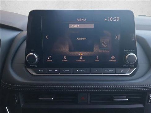 Used 2023 Nissan Rogue SV FWD image 12