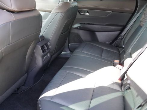 Used 2025 Nissan Murano Platinum w/ Cargo Package AWD/4WD image 18