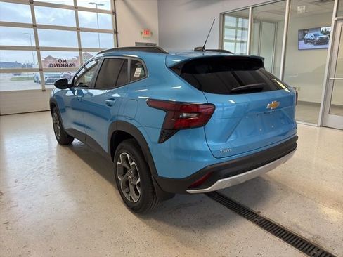 New 2026 Chevrolet Trax LT w/ Driver Confidence Package image 7