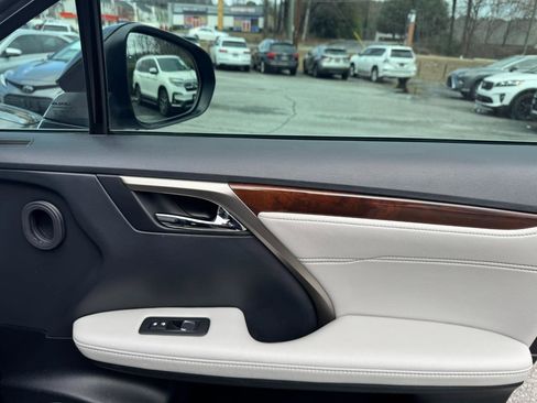 Used 2017 Lexus RX 350 FWD w/ Premium Package image 28