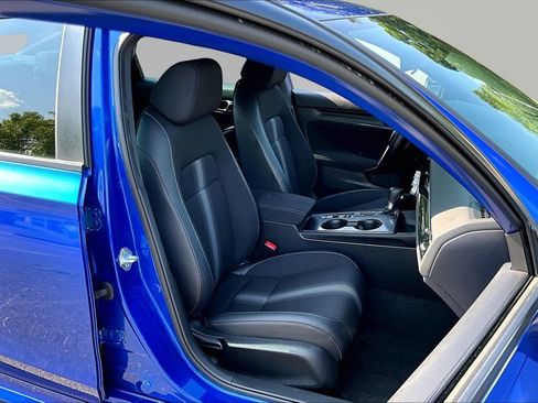 Used 2022 Honda Civic Sport image 21