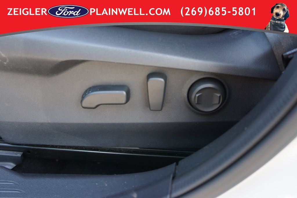 Used 2023 Subaru Outback Premium AWD/4WD image 18