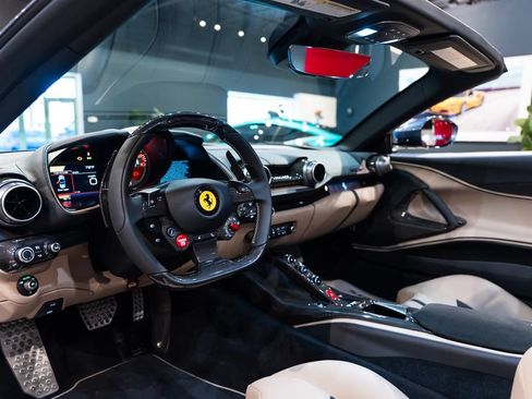 Certified 2023 Ferrari 812 GTS RWD image 27