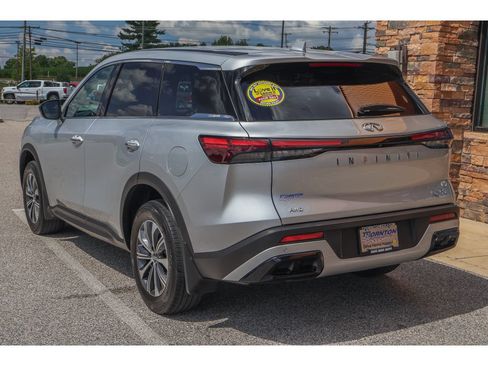 Used 2023 INFINITI QX60 Pure AWD/4WD image 5