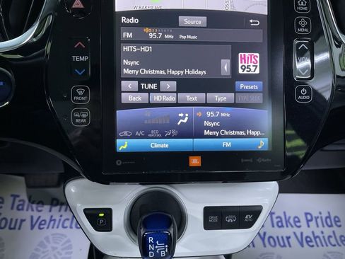 Used 2018 Toyota Prius Prime Advanced image 21