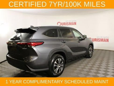 Used 2023 Toyota Highlander XLE FWD image 8