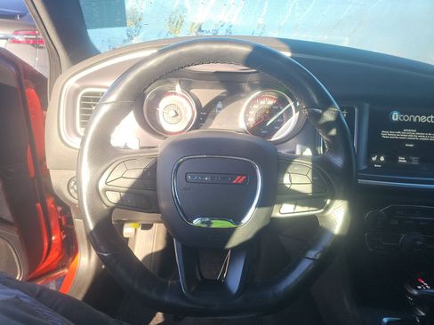 Used 2020 Dodge Charger Scat Pack w/ Dynamics Package image 9