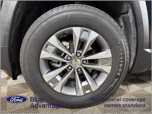 Used 2025 Chevrolet Equinox LT w/ Safety and Technology Package FWD image 10