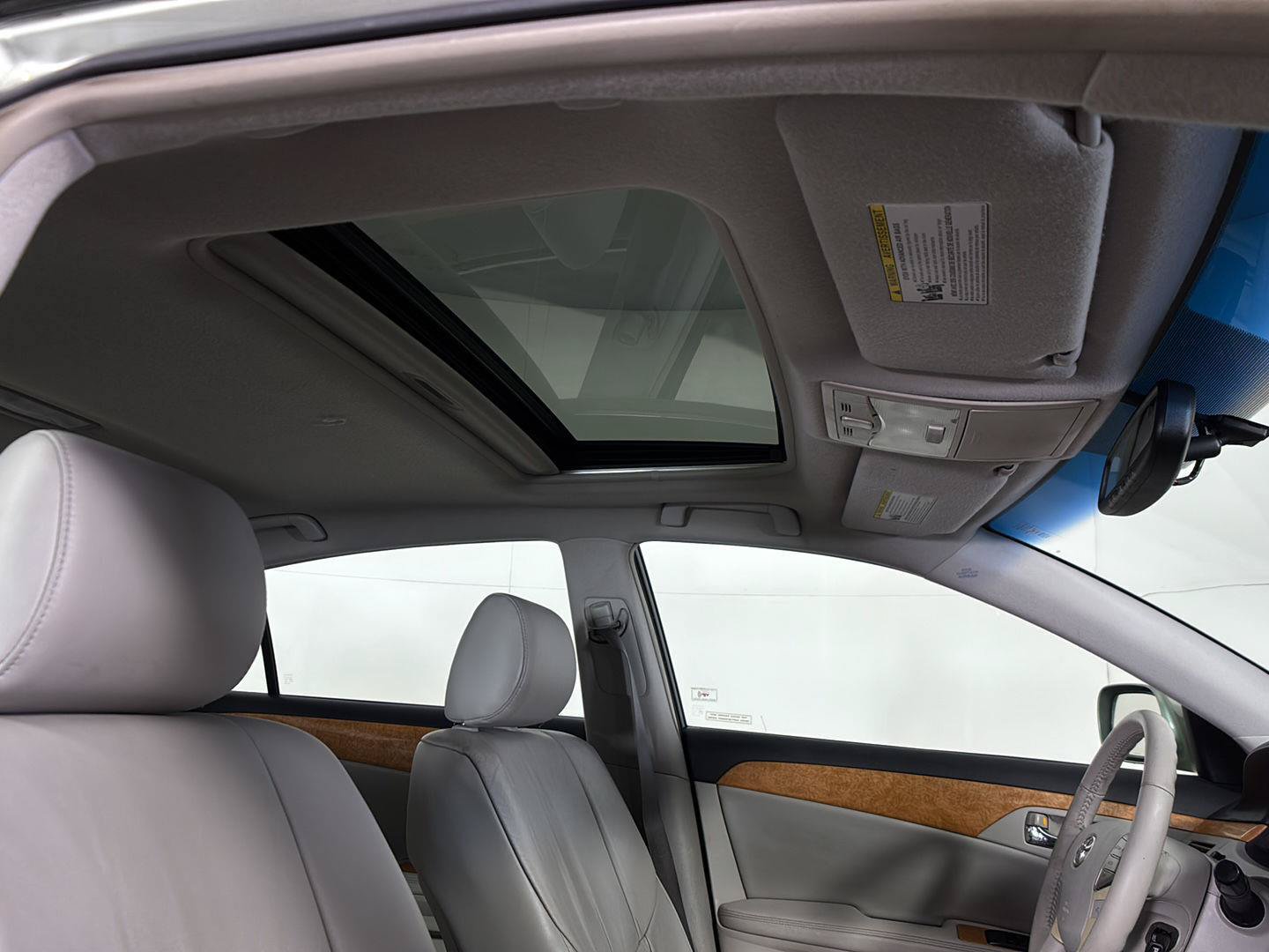 Used 2006 Toyota Avalon XLS FWD image 12