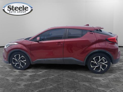 Used 2018 Toyota C-HR XLE FWD image 14