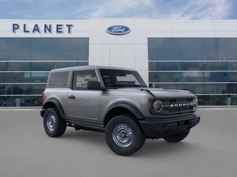 New 2025 Ford Bronco 2-Door image 9