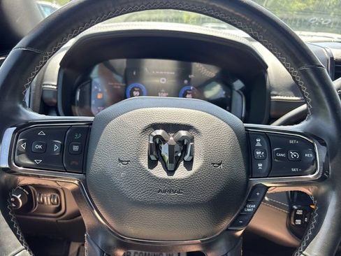 Used 2024 RAM 2500 Limited AWD/4WD image 32