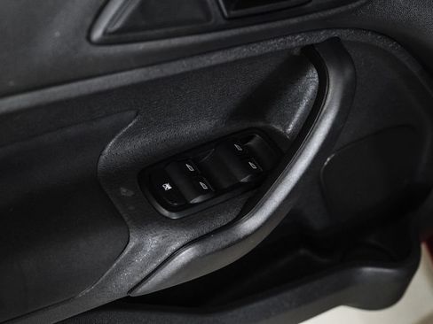 Used 2017 Ford Fiesta SE FWD image 42