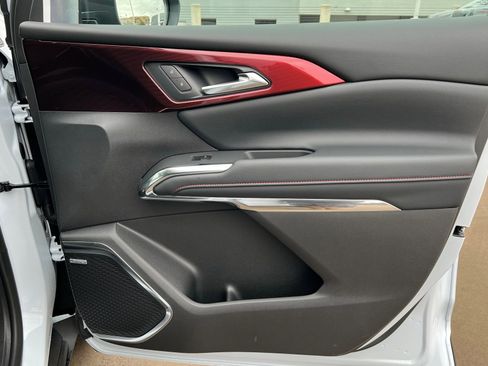 New 2026 Chevrolet Traverse Z71 image 25