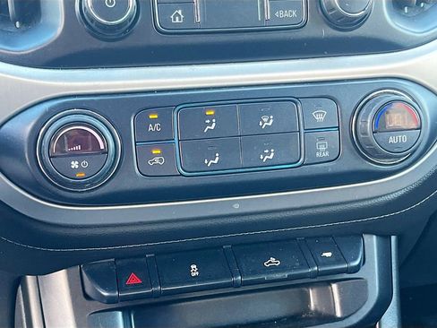 Used 2022 GMC Canyon Elevation image 15