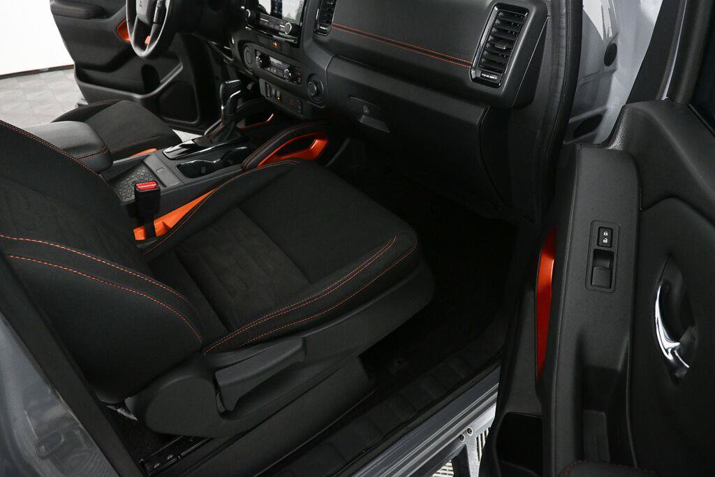Used 2022 Nissan Frontier Pro-X RWD image 20