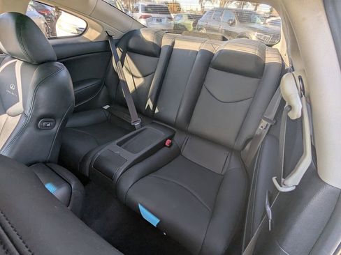 Used 2013 INFINITI G37 Journey w/ Premium Pkg image 24