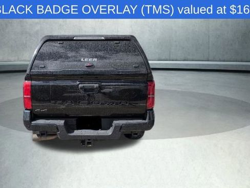 Used 2024 Toyota Tacoma TRD Off-Road w/ TRD Off Road Premium Package image 7