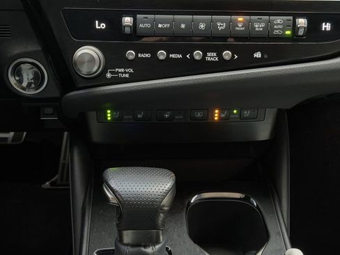 Used 2023 Lexus ES 350 F Sport image 19