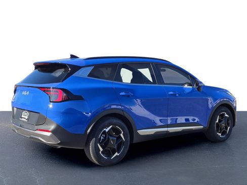 New 2026 Kia Sportage EX w/ EX Panorama Roof Package FWD image 7