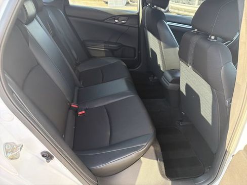 Used 2019 Honda Civic Sport image 17